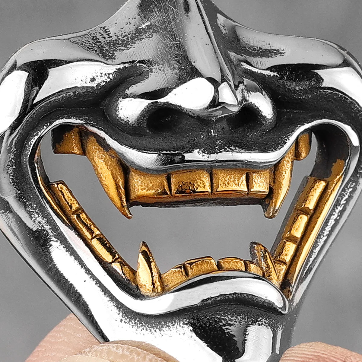 Samurai Fangs Demon Stainless Steel Men Necklaces Pendant Chain Gothic Punk for Boyfriend Male Jewelry Creativity Gift Wholesale